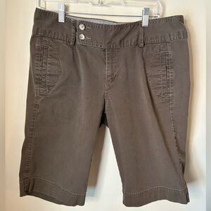 Women's Eddie Bauer Gray Bermuda Shorts Size 12